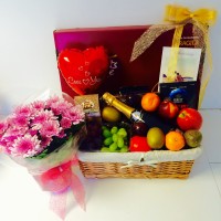 Floral Passion gift basket with changes