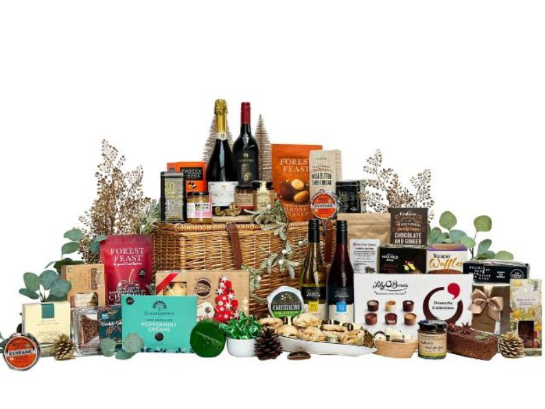 Aussie Celestial Giant Christmas Hamper