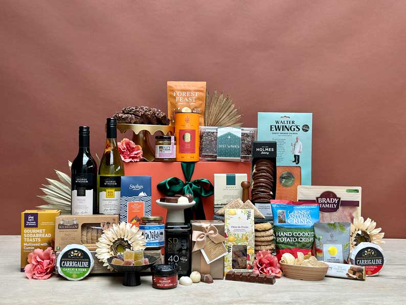 Emerald Indulgence Mixed Irish Hamper 