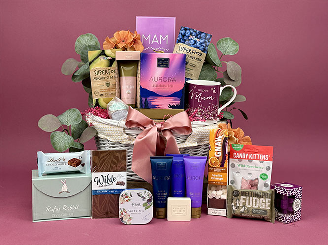 Gifts to Pamper Mum Basket