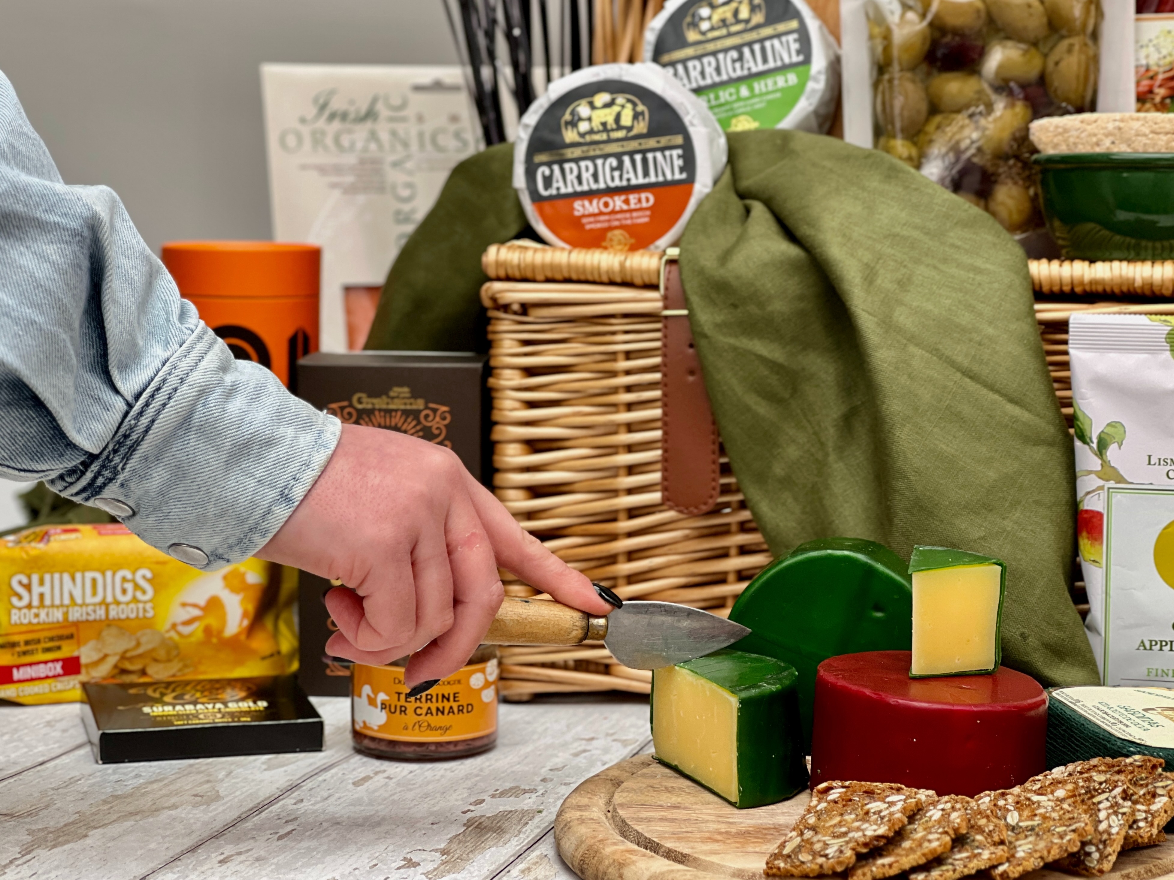 Why BasketsGalore Offers the Best Hampers UK Has to Offer