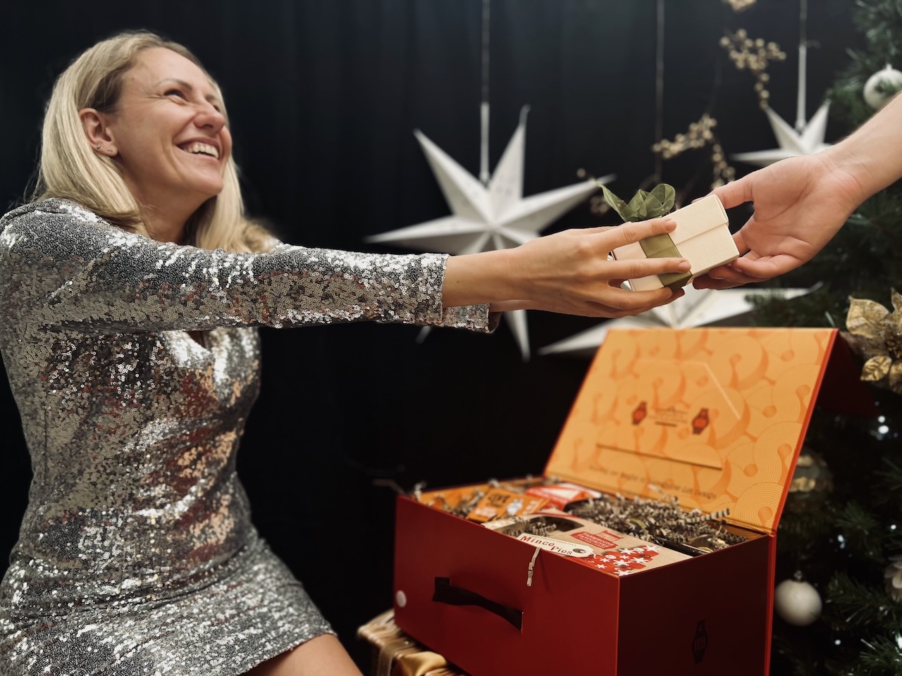 Why BasketsGalore Christmas Gift Hampers Stand Out in the UK  